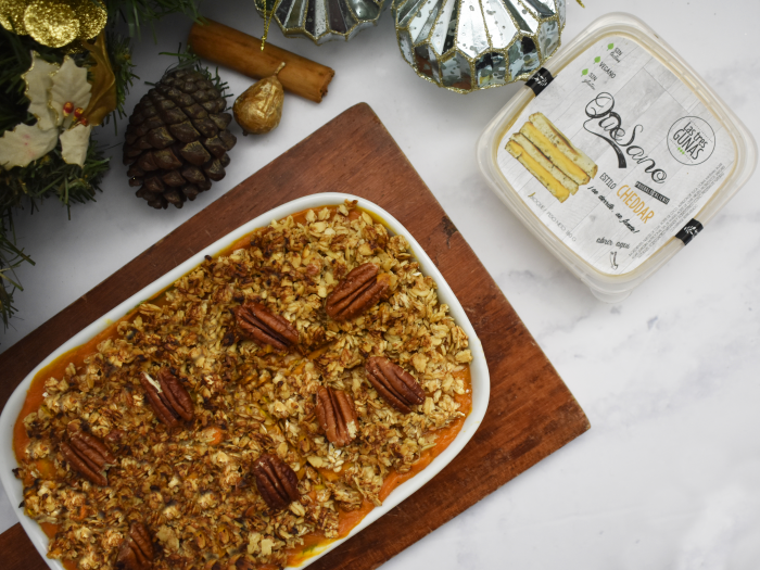 Puré de camote con crumble de avena